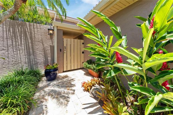The Townhouses Of Emerald Hills, 303 Saint Andrews Rd #19-68, Hollywood, Florida 33021, image 1