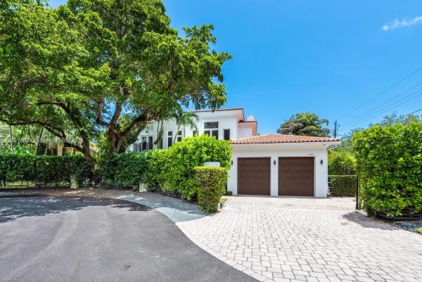 Braganza Park, 3875 Park Ave, Miami, Florida 33133, image 1
