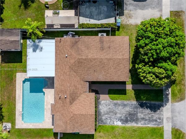 Fairway Plaza, 10450 SW 162nd Ter, Palmetto Estates, Florida 33157, image 3