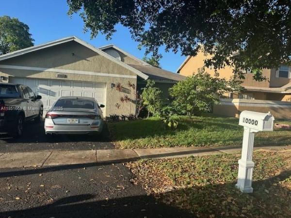 Lakeside Key, 10000 SW 9th Ct, Pembroke Pines, Florida 33025, image 1