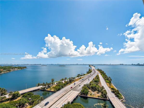 Blue On The Bay, 601 NE 36th St #1711, Miami, Florida 33137, image 2