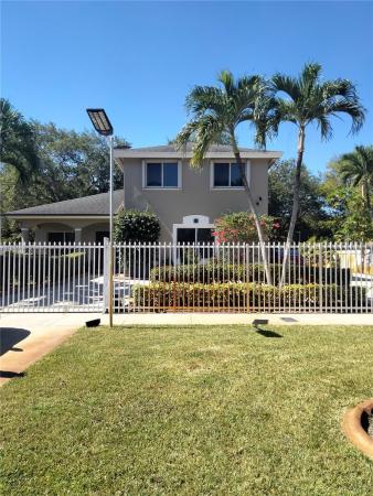 11 NE 151st St, Miami, Florida 33162, image 1