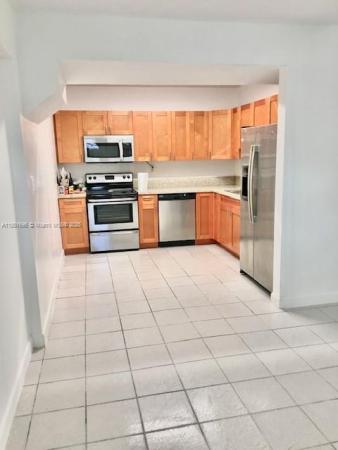 Hollywood Suburbs, 6313 Hayes St, Hollywood, Florida 33024, image 1