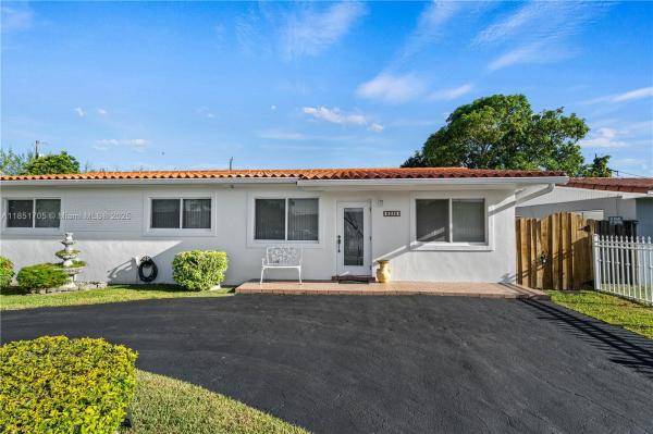 McKeever Terrace, 8230 SW 45th St, Olympia Heights, Florida 33155, image 3