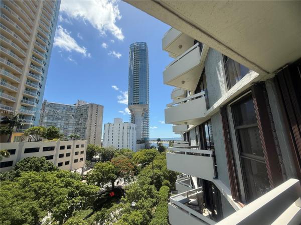 Brickell Park, 2501 Brickell Ave #603, Miami, Florida 33129, image 1