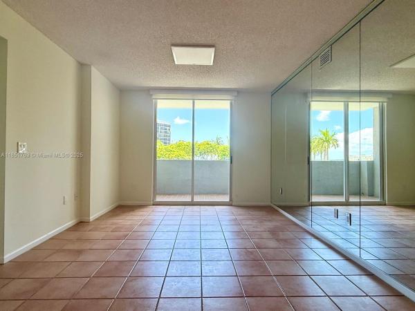 Fortune House, 185 SE 14th Ter #906, Miami, Florida 33131, image 1