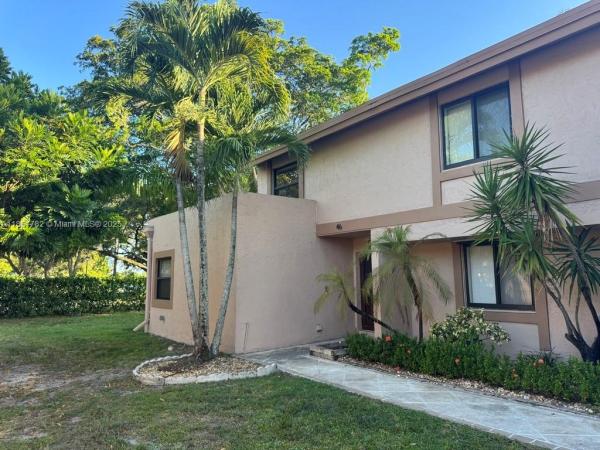 Townhomes Of Rock Creek, 46 Chestnut Cir #46, Cooper City, Florida 33026, image 1