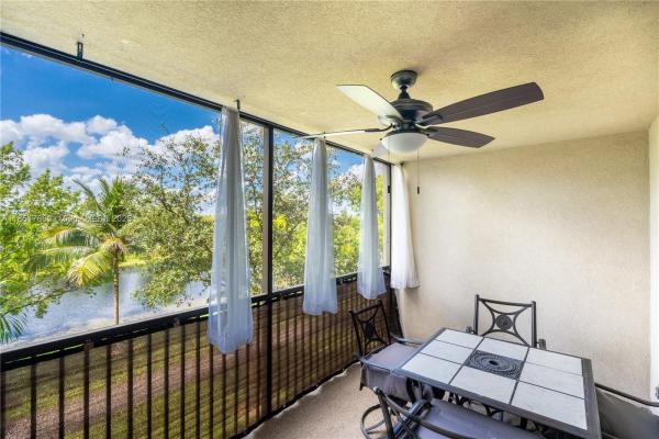 Cypress Bend, 2206 S Cypress Bend Dr #305, Pompano Beach, Florida 33069, image 1
