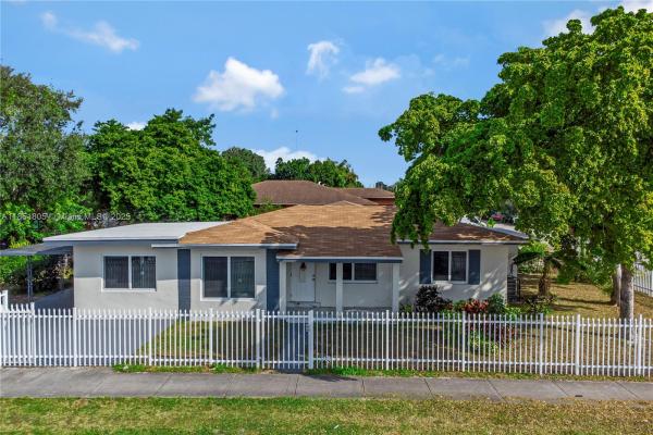 Carver Ranches, 5325 SW 22nd St, West Park, Florida 33023, image 1