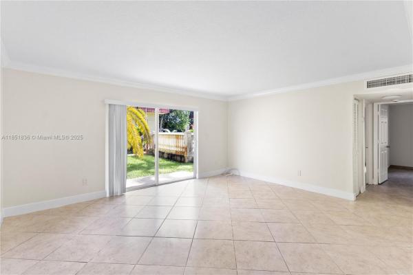 Los Palacios, 8005 W 6th Ave #A, Hialeah, Florida 33014, image 3