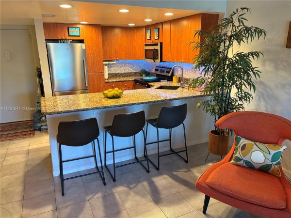 River Manor, 3004 NE 5th Ter #106-C, Wilton Manors, Florida 33334, image 2