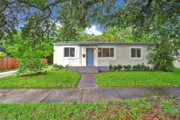 Hollywood Park, 1611 N 26th Ave, Hollywood, Florida 33020, image 1