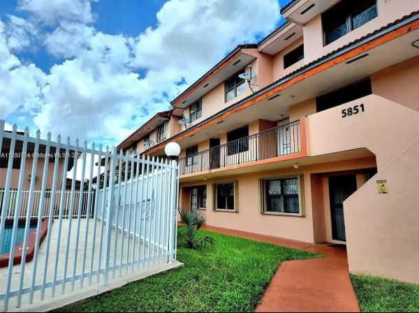 Conquistador Park, 5851 W 20th Ave #412, Hialeah, Florida 33012, image 1