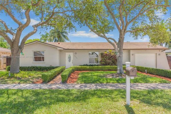 Saga Bay, 8220 SW 203rd St, Cutler Bay, Florida 33189, image 1