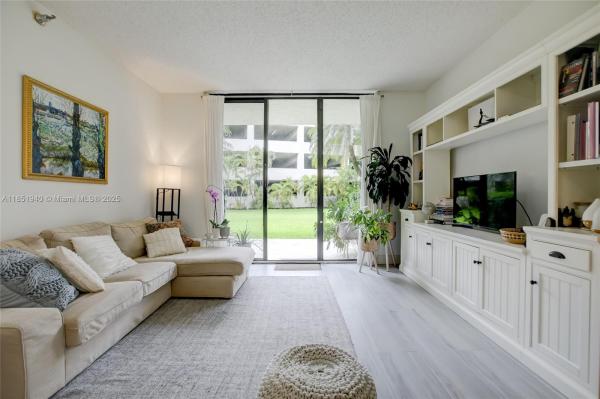 Parc Central Aventura South, 3300 NE 191 St 114, Aventura, Florida 33180, image 1