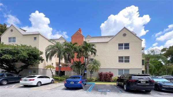 Las Vistas At Doral, 8323 Lake Dr 406, Doral, Florida 33166, image 1