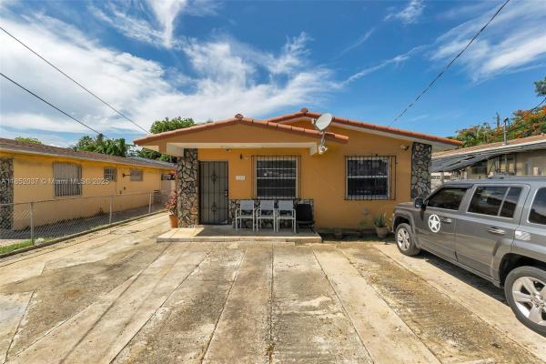 New Haven, 2311 NW 33rd St, Miami, Florida 33142, image 1