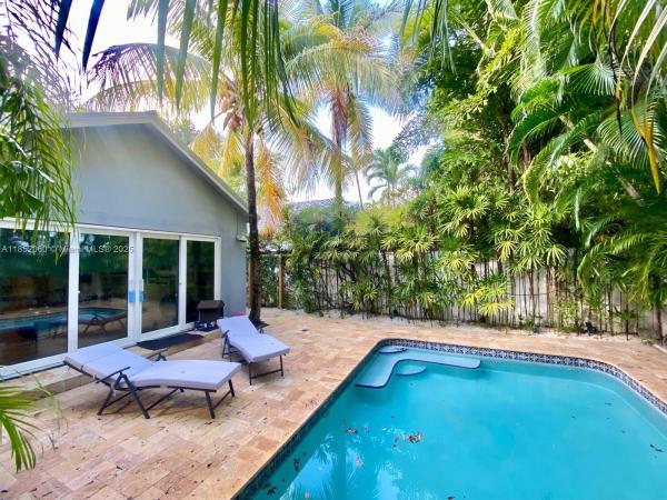 Ocean View Heights, 2558 Trapp Ave, Coconut Grove, Florida 33133, image 1