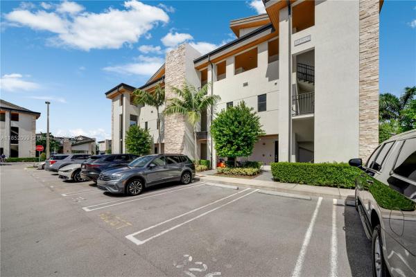 Highland At Park Central, 10425 NW 82nd St #4, Doral, Florida 33178, image 1