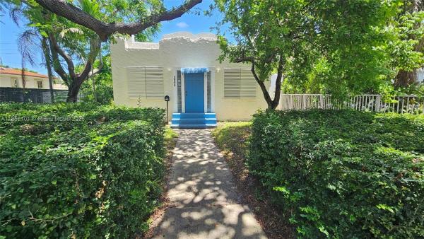 Hollywood South Side, 1954 Dewey St, Hollywood, Florida 33020, image 1