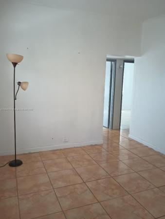 1060 NW 121st St, Miami, Florida 33168, image 1