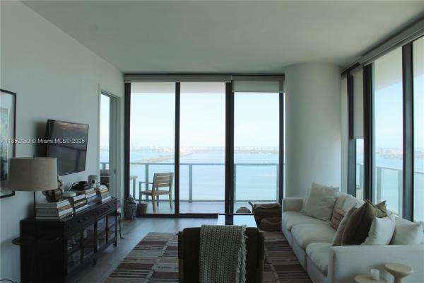 Gran Paraiso, 480 NE 31st St #3301, Miami, Florida 33137, image 2