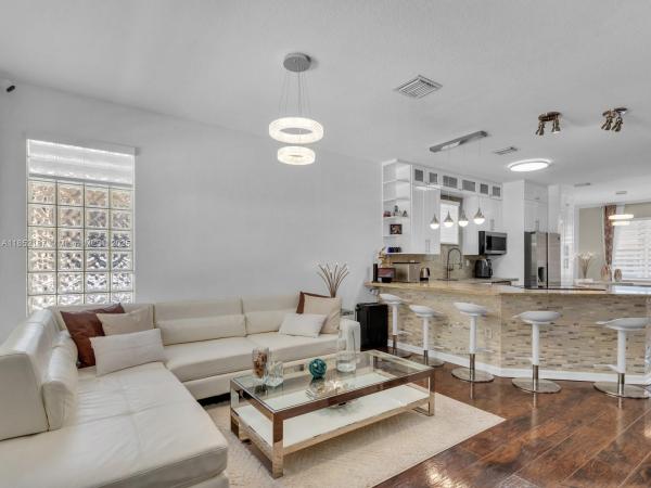 Manatee Cove, 8956 SW 215th Ln, Cutler Bay, Florida 33189, image 2
