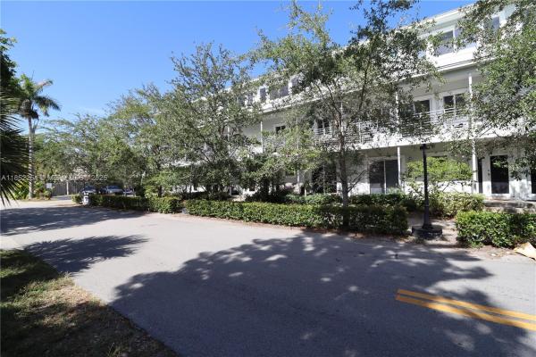 Wilton Walk Townhomes, 603 NE 28th St #5, Wilton Manors, Florida 33334, image 1