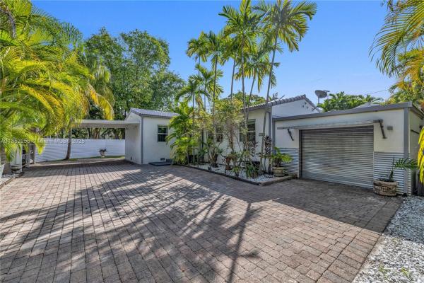 Shenandoah Manor, 1800 SW 21st St, Miami, Florida 33145, image 1