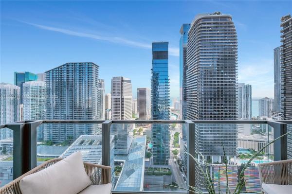 Rise Brickell City Centre, 88 SW 7th St #3003, Miami, Florida 33130, image 2