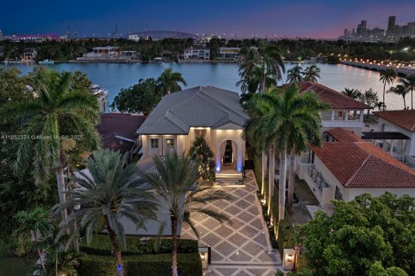 Hibiscus Island, 176 S Hibiscus Dr, Miami Beach, Florida 33139, image 1