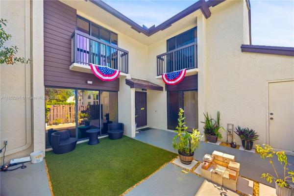 Karanda Village 1, 3651 Cocoplum Cir #34126, Coconut Creek, Florida 33063, image 1