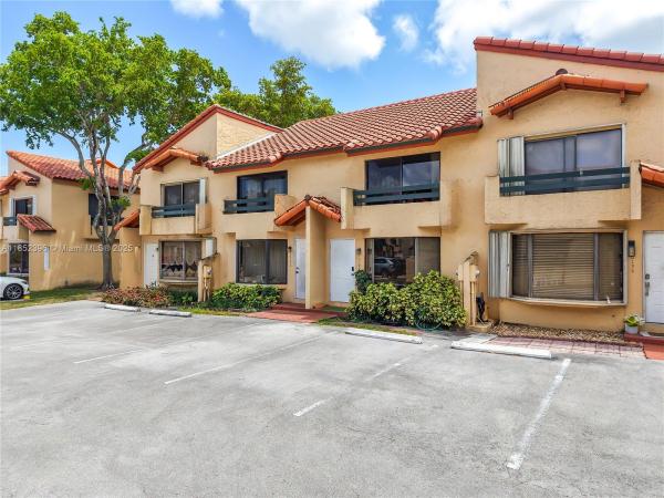 Dadeland Cove, 10194 SW 77th Ct, Kendall, Florida 33156, image 2