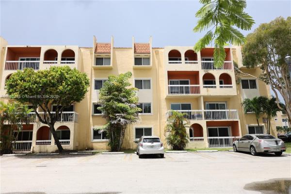 7815 Camino Real #I-414, Unincorporated Dade County, Florida 33143, image 1