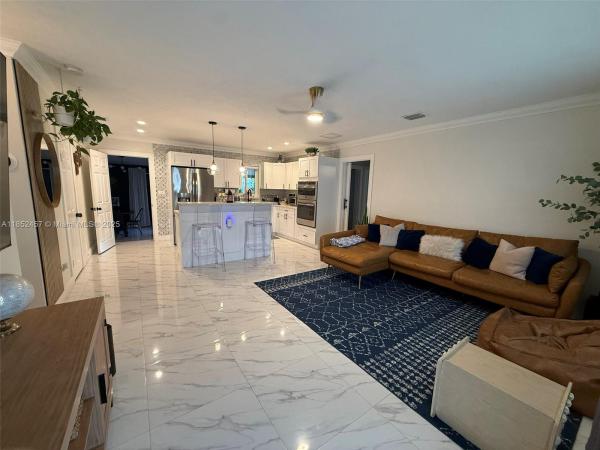South Coral Homes, 10031 Jamaica Dr, Cutler Bay, Florida 33189, image 1