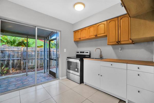 South Middle River, 1515 NW 2nd Ave #2, Fort Lauderdale, Florida 33311, image 1