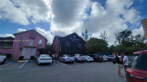 17890 W Dixie Hwy 307, Unincorporated Dade County, Florida 33160, image 1