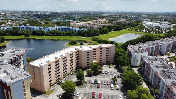 9688 Fontainebleau Blvd 504, Miami, Florida 33172, image 1