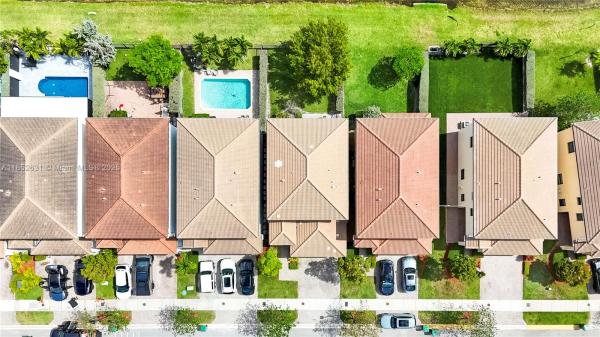 Champion Lakes, 671 NE 191st Ter, Ives Estates, Florida 33179, image 2