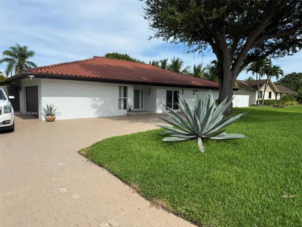 13461 SW 98th Pl, Miami, Florida 33176, image 1
