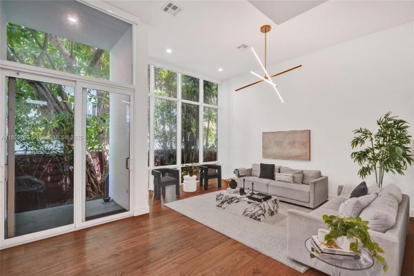 Habitat 1175, 1175 101 St 2, Bay Harbor Islands, Florida 33154, image 1