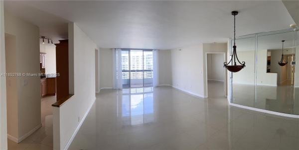 Mystic Pointe Tower 200, 19101 NE 36 Ct 1602, Aventura, Florida 33180, image 1