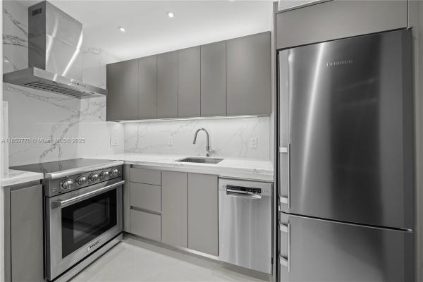 The Four Ambassadors, 999 Brickell Bay Dr #904, Miami, Florida 33131, image 1