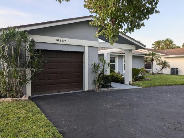 Bonaventure Lakes, 16867 Royal Poinciana Dr #N/A, Weston, Florida 33326, image 1