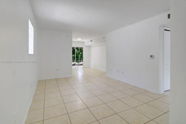 Venetia Gardens South, 1270 SE 31st Ct #101-35, Homestead, Florida 33035, image 2
