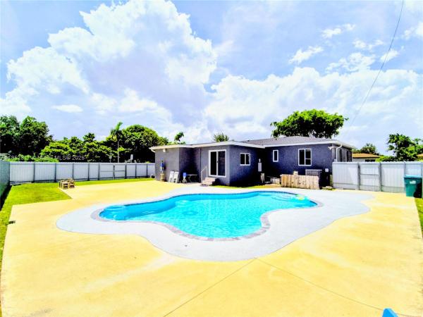 6890 SW 27th St, Miami, Florida 33155, image 1