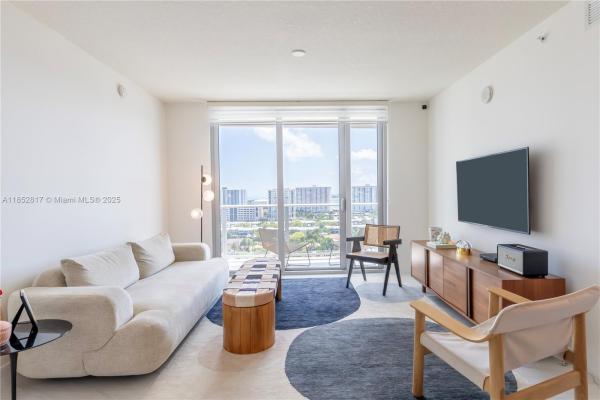 Parque Towers, 330 Sunny Isles Blvd 5-1606, Sunny Isles Beach, Florida 33160, image 1