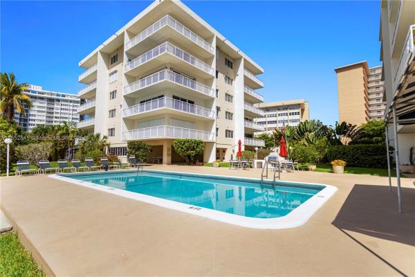 Golden Isles Towers, 120 Golden Isles Dr #23B, Hallandale Beach, Florida 33009, image 1
