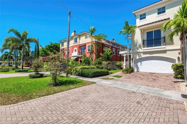 Livermore Estates, 1849 NE 26th Ave #1, Fort Lauderdale, Florida 33305, image 2