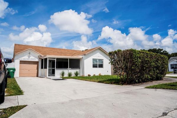 Leslie Patio Homes, 20303 NW 36th Ave 0, Miami Gardens, Florida 33056, image 1